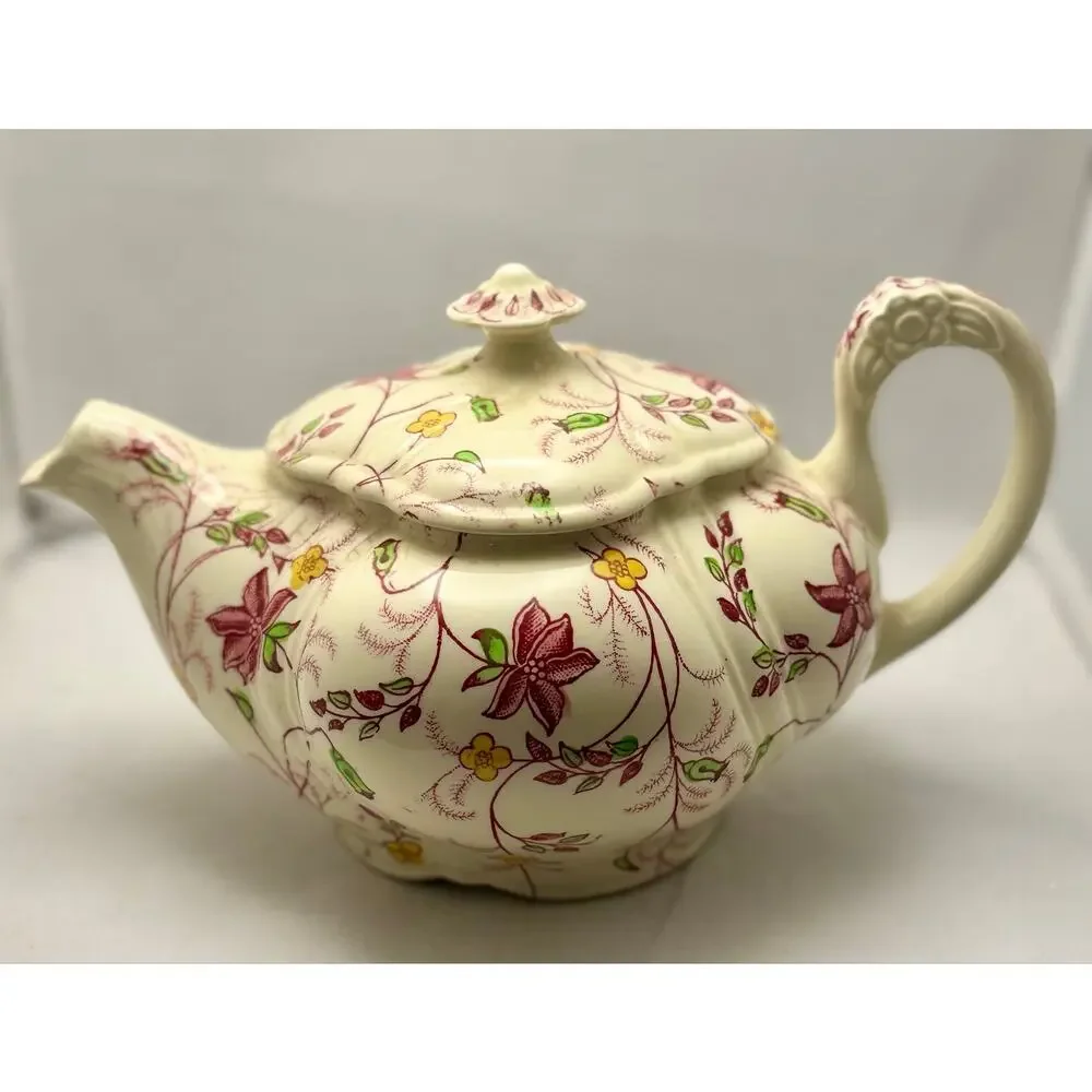 Taylor Smith & Taylor Chelsea Chintz Teapot w/ Lid Vogue 1940s Vintage USA